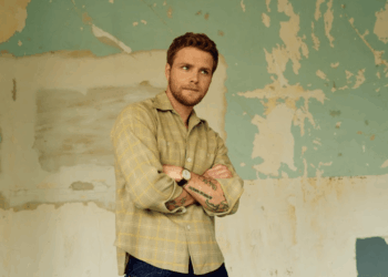 Alex Warren Announces A New Album 'Wildchild'