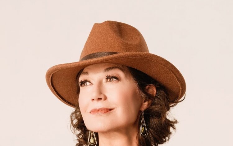 Amy Grant Reflects on Music, Faith, and America's Future in New Songs of U.S. Interview