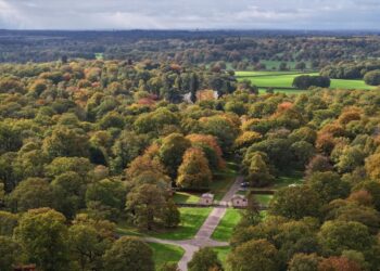 The Royal Lodge is surrounded by a sprawling estate that has eight cottages on it.