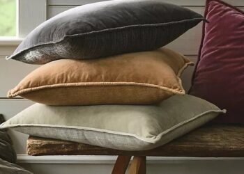 Velvet Trova Pillow
