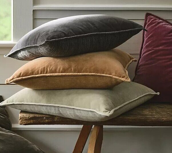 Velvet Trova Pillow