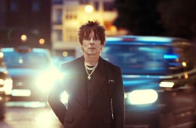 Billy Morrison – Releases New Single And Video “Hollow”  – Metal Planet Music