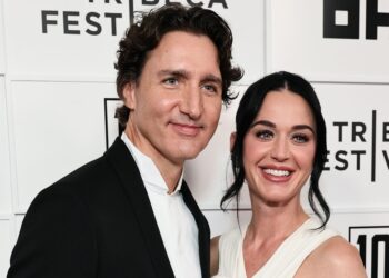 'Boyfriend duties' - Justin Trudeau slammed for attending Katy Perry's USMNT live performance over Canada's historic World Cup opener