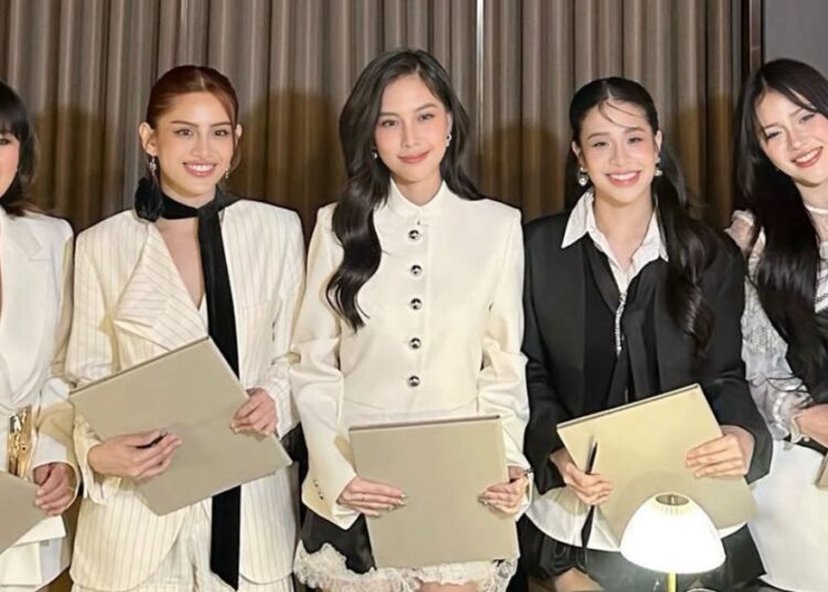 Calista parts ways with Merlion Entertainment, signs with Wide International