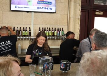 'Celebrity' bartenders prove fame unnecessary to fill tip jars [Opinion]