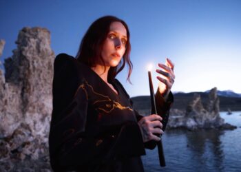 Chelsea Wolfe shares two new songs 'The Dark' and 'Death Is Not The End', and announces US and European tour