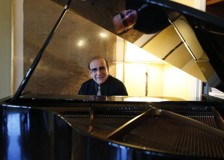 Clive Davis in 2016