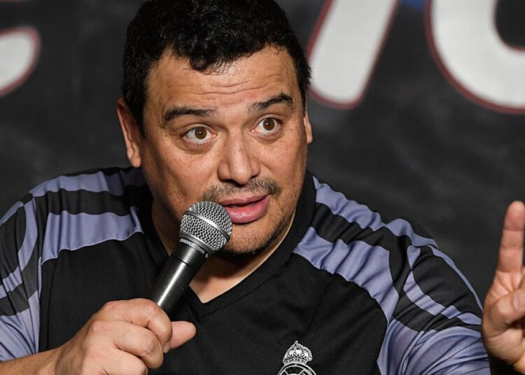 Comedian Carlos Mencia facing tax evasion charges – NBC Los Angeles