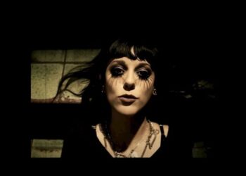 CrowJane Embraces Death Rock Shadows On New Single "Songs of Sparrows"