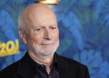 James Burrows, the director/executive producer of "Mid-Century Modern," poses at the premiere of the Hulu series on Tuesday, March 25, 2025, at the Directors Guild of America in Los Angeles. (AP Photo/Chris Pizzello)