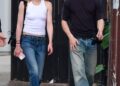 06132026 premium exclusive joe alwyn and sarah pidgeon are spotted on a date night in new york city the 35 year old english actor was spotted sharing a kiss and keeping close with the 29 year old actress who starred as carolyn bessette in love story the sighting comes as alwyn's ex, taylor swift is set to marry travis kelcevideo availablesalestheimagedirectcom please bylinetheimagedirectcomexclusive please email salestheimagedirectcom for fees before use