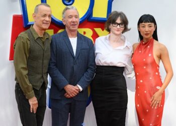 Joan Cusack, Tim Allen, Tom Hanks