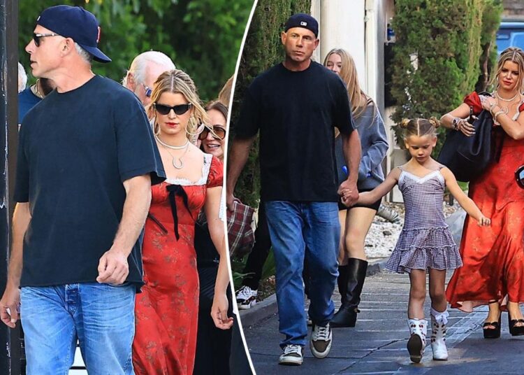 Exes Jessica Simpson, Eric Johnson reunite for son Ace's 6th grade graduation