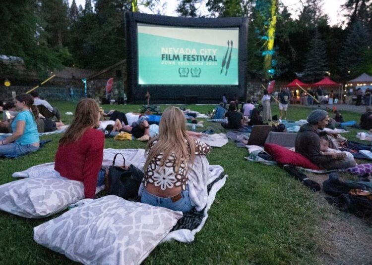 Get ready for a rockin’ fun night under the stars | Entertainment