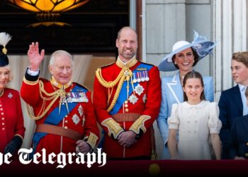 Green MP aims to bring Royal family under freedom of information laws