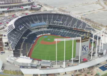 How the World Cup will impact traffic during the Royals vs. Cardinals showdown