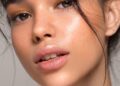 How to Make Your Skin Tint Look Glowy, Not Greasy, According to a Celeb MUA