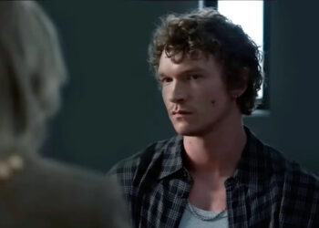 Connor Storrie in criminal minds: evolution episode 4 https://www.youtube.com/watch?v=bs7namCh7vQ&t=62s