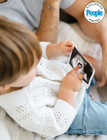Micah and Sarah Wallace's son Shelton holding their sonogramCredit: Yumi Matsuo Studio