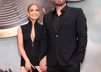 Jennifer Lopez and Ben Affleck at the premiere of "The Flash" held at TCL Chinese Theatre IMAX on June 12, 2023 in Los Angeles, California.