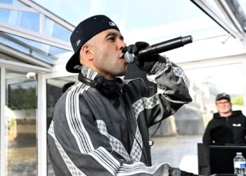 Jax Jones continues to tease new song 'Pulling Me Back'