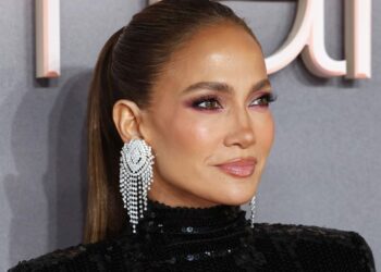 Jennifer Lopez: 'Everything I do' is for the gay community