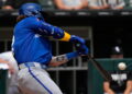 Jensen extends hitting streak in Royals' 5-4 win over White Sox