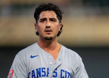 Josh Rojas’ poor first impression with Royals may’ve damaged chances at potential return