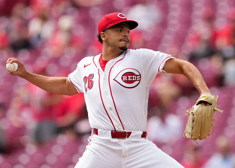 CINCINNATI, OHIO - APRIL 16: Chase Burns #26 of the Cincinnati Reds pitches during the first inning against the San Francisco Giants at Great American Ball Park on April 16, 2026 in Cincinnati, Ohio. (Photo by Dylan Buell/Getty Images)