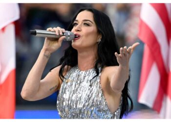 Katy Perry Previews New Song 'Watch It Burn'!
