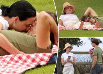 Katy Perry and Justin Trudeau pack on the PDA during a picnic in Santa Barbara