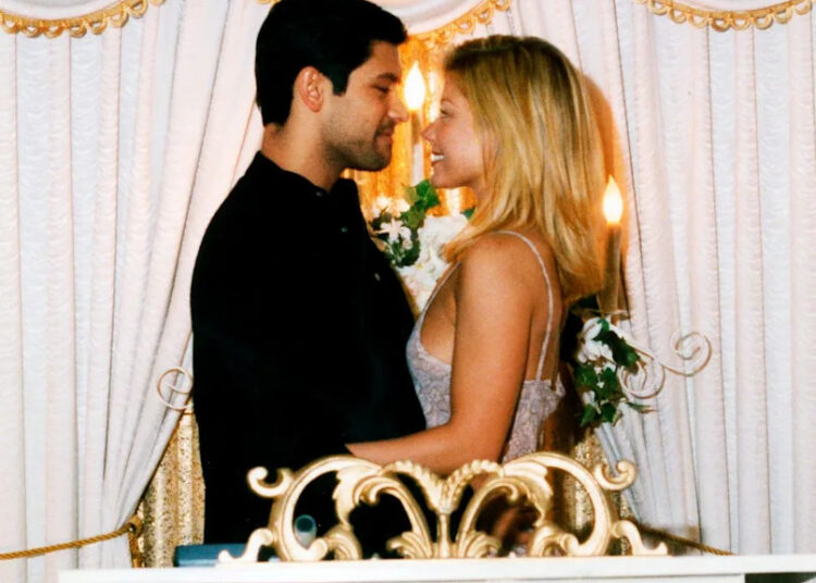Kelly Ripa and Mark Consuelos on their wedding day.Credit: Courtesy Kelly Ripa