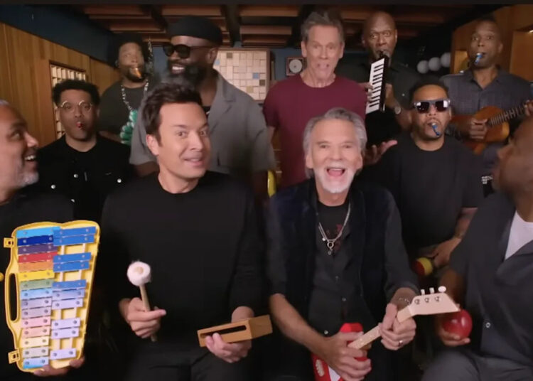 Kenny Loggins Reunites With ‘Footloose’ Stars for Surprise Performance