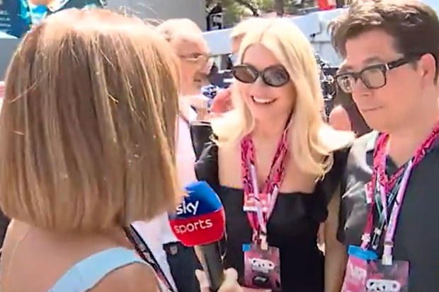 Kim Kardashian: Hilarious moment TV presenter, comic caught up in ‘Kardashian wave’ at Monaco F1