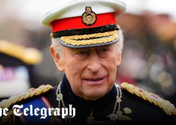 King to review Beatrice and Eugenie’s rent deals