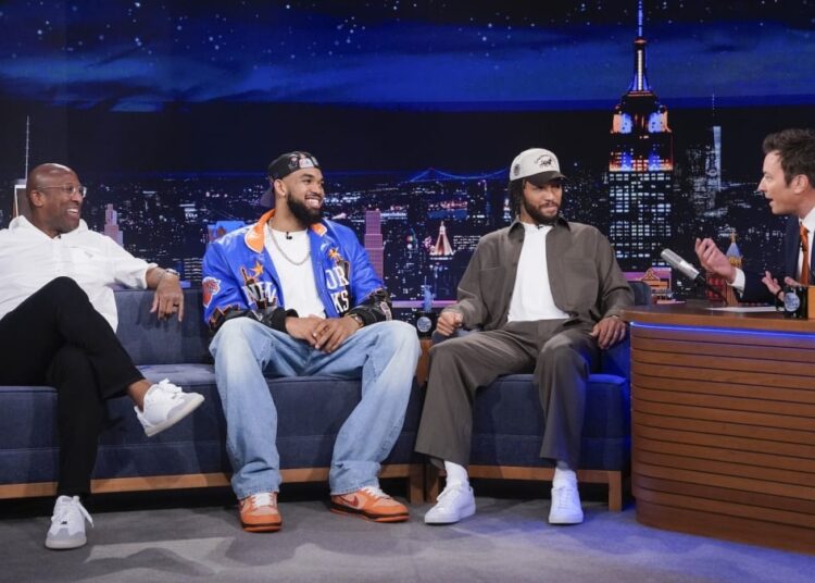 Knicks' Jalen Brunson and Karl-Anthony Towns thank fans on 'The Tonight Show'