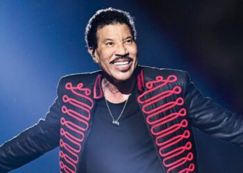Lionel Richie trademarks voice over AI fears