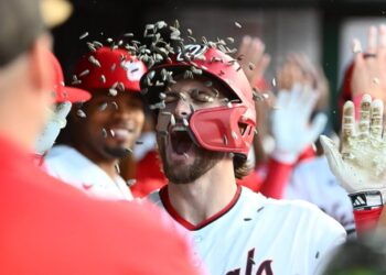 Nationals ride 5-run 5th inning to take down Royals - Field Level Media - Professional sports content solutions