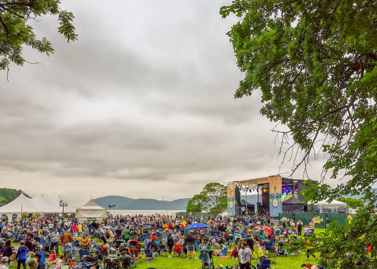 New York’s iconic waterfront music festival is returning this weekend just 1 hour from the city — and kids 12 and under can enter completely free