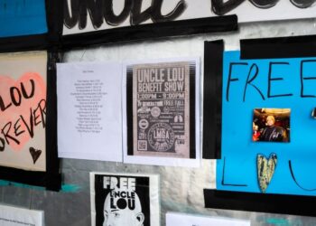 Orlando musicians raged outside and inside Uncle Lou's Entertainment Hall this weekend for 'Free Uncle Lou' benefit show