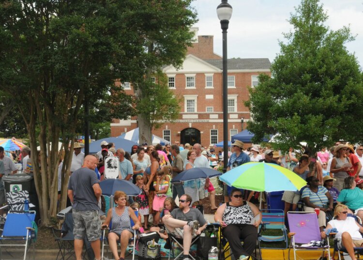 Parking, live music and pets at the 2026 N.C. Blueberry Festival in Burgaw