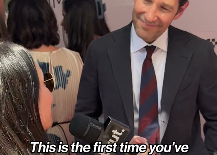 Paul Rudd reflects on "Clueless" more than 30 years later.