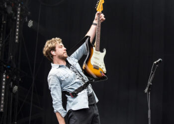 Popular rock frontman goes silent on social media after revealing he needs major surgery