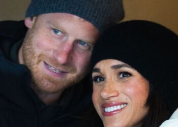 Royal expert’s heartbreaking 7-word question as Meghan and Harry’s ‘dream crumbles' | Royal | News