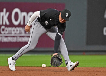 Royals Select Josh Rojas - MLB Trade Rumors