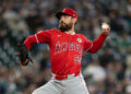 Royals sign veteran left-handed pitcher Matt Moore