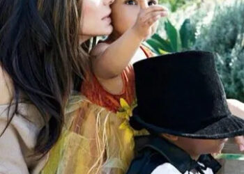 Sandra Bullock and her children, Laila and LouisCredit: Sandra Bullock/Instagram