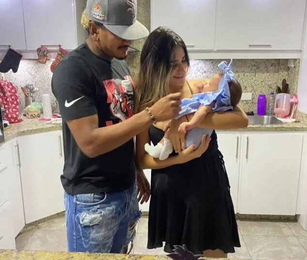 Héctor Bello and wife Andrea Bello with baby in Instagram photo