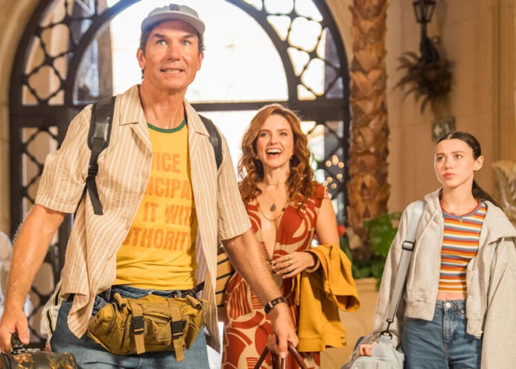 Jerry O'Connell, Sophia Bush and Violet McGraw in 'Summer's Last Resort'Credit: Tubi