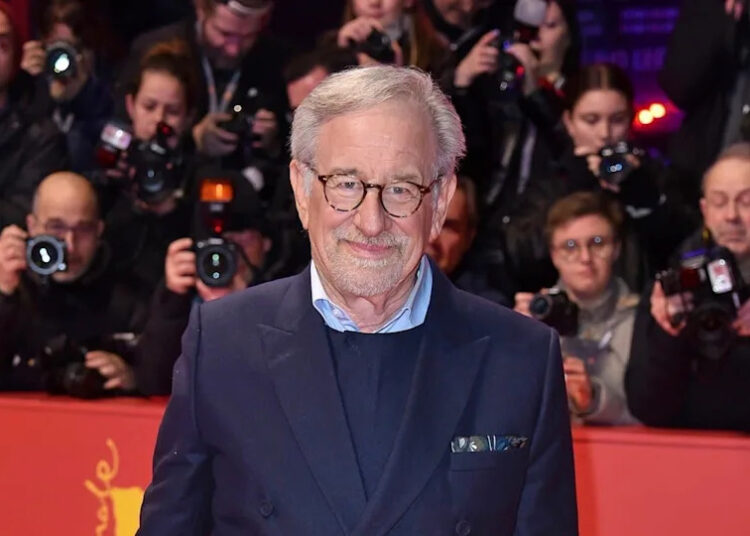 Director Steven Spielberg attends the "The Fabelmans" premiere